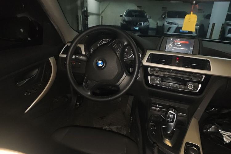 Used BMW 3 Series 2016 320Li Ambition Model Steering Wheel