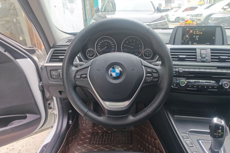 Used BMW 3 Series 2016 320Li Ambition Model Steering Wheel