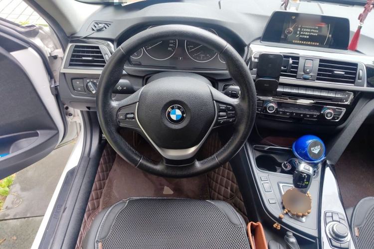 Used BMW 3 Series 2016 320Li Fashion Model Steering Wheel