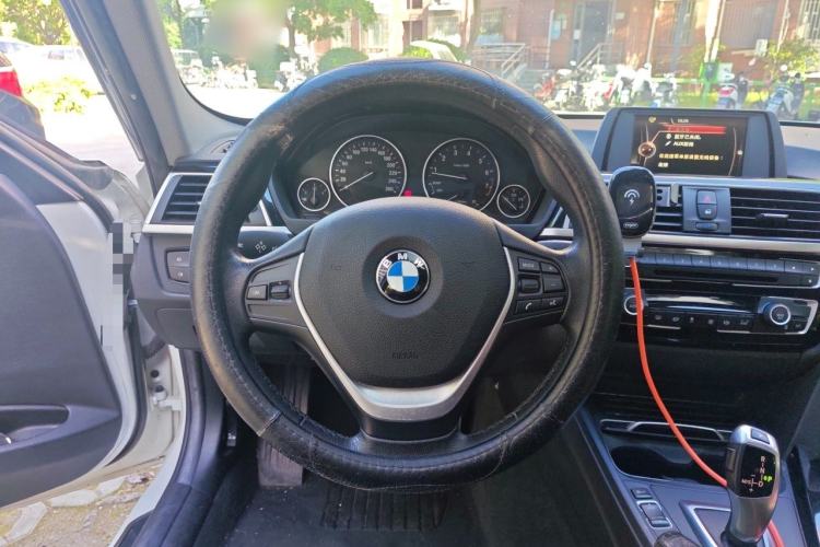 Used BMW 3 Series 2016 320Li Ambition Model Steering Wheel