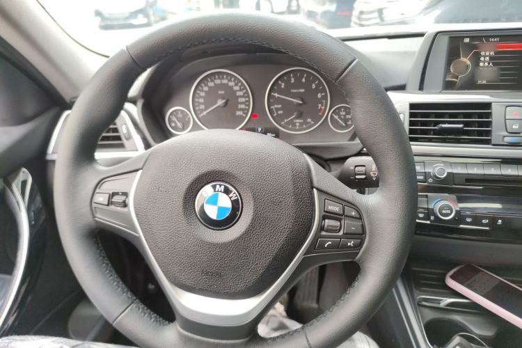 Used BMW 3 Series 2016 320Li Ambition Model Steering Wheel