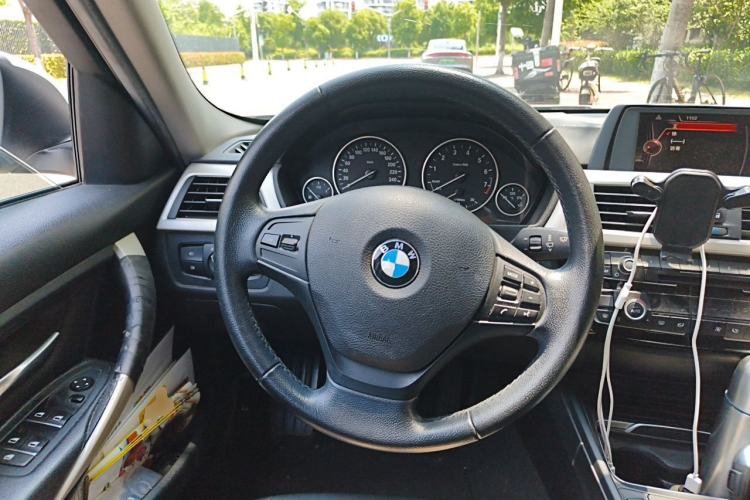 Used BMW 3 Series 2016 320Li Ambition Model Steering Wheel