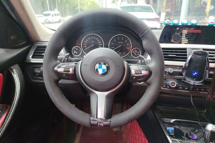 Used BMW 3 Series 2016 320i Fashion Model Steering Wheel