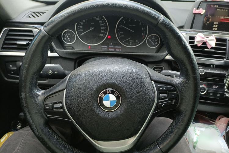 Used BMW 3 Series 2016 320Li Fashion Model Steering Wheel
