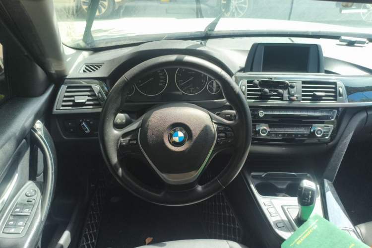 Used BMW 3 Series 2016 316i Fashion Model Steering Wheel