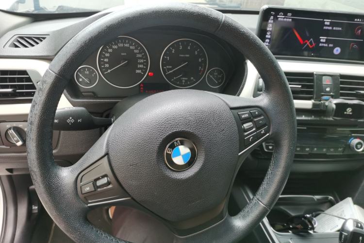 Used BMW 3 Series 2016 320Li Ambition Model Steering Wheel