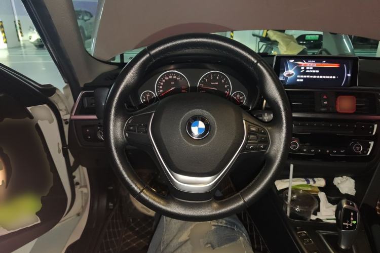 Used BMW 3 Series 2016 320Li Ambition Model Steering Wheel