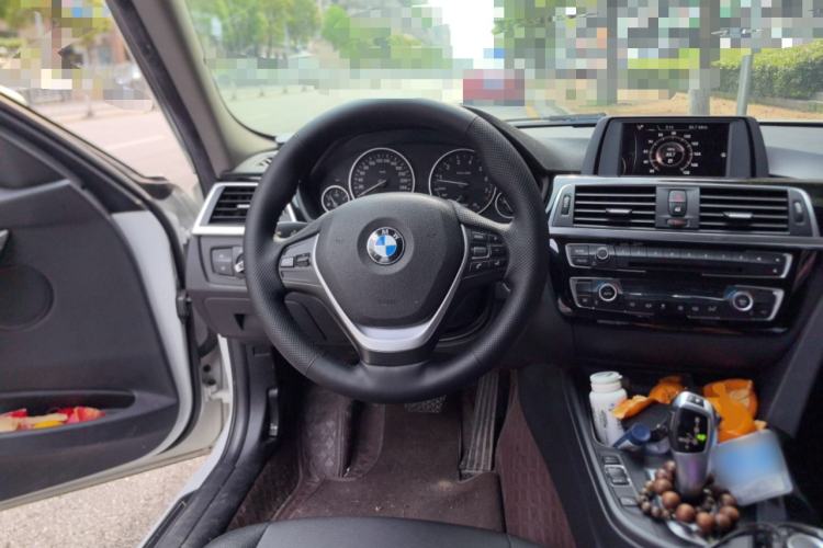 Used BMW 3 Series 2016 320Li Ambition Model Steering Wheel