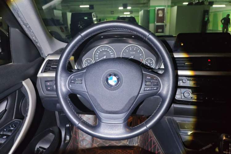 Used BMW 3 Series 2016 320Li Fashion Model Steering Wheel