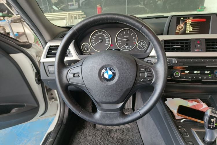 Used BMW 3 Series 2016 316i Fashion Model Steering Wheel