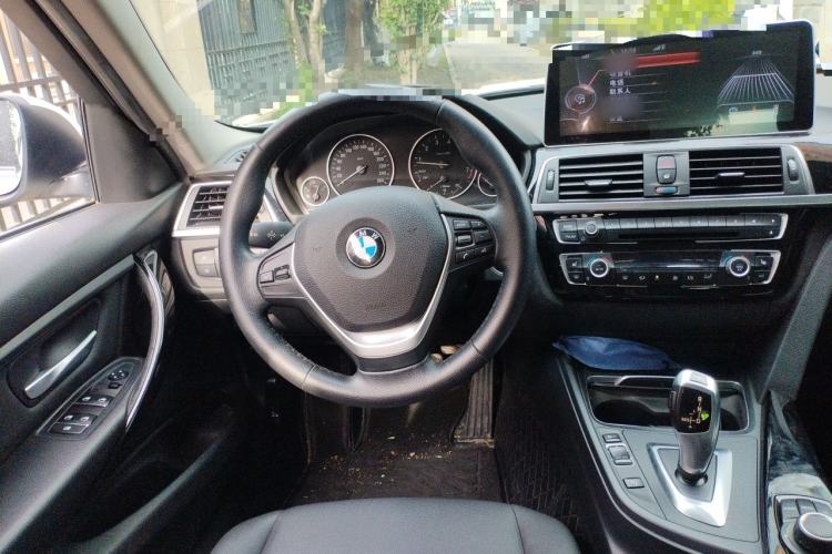 Used BMW 3 Series 2016 320Li Ambition Model Steering Wheel