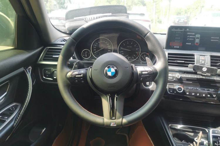 Used BMW 3 Series 2016 320Li Ambition Model Steering Wheel