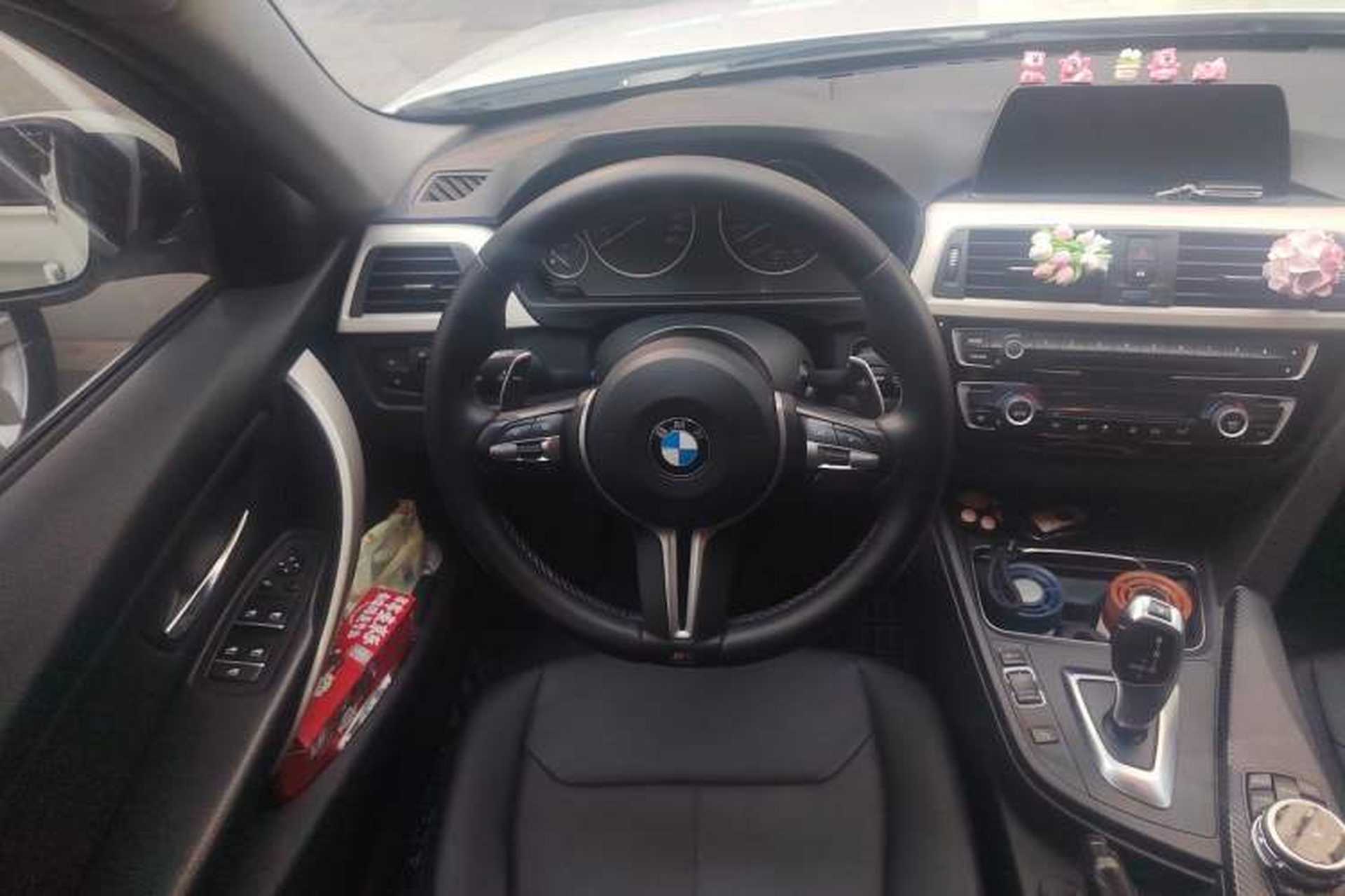 Used BMW 3 Series 2016 320i Fashion Model Steering Wheel