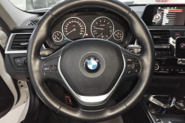 Used BMW 3 Series 2016 320Li Fashion Model Steering Wheel