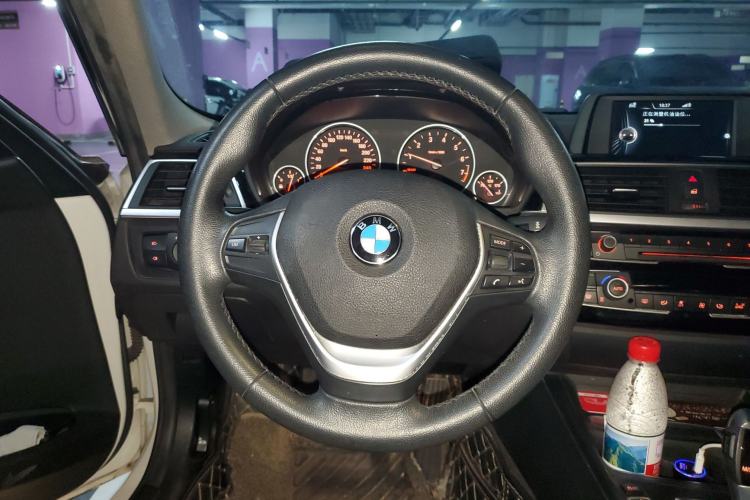 Used BMW 3 Series 2016 316Li Fashion Model Steering Wheel