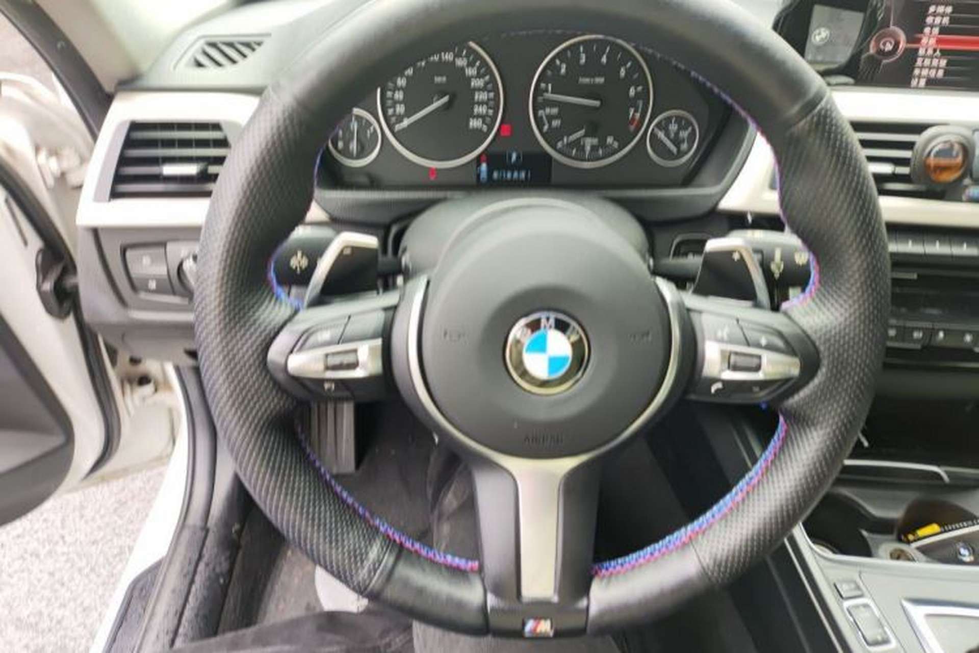Used BMW 3 Series 2016 320Li Fashion Model Steering Wheel