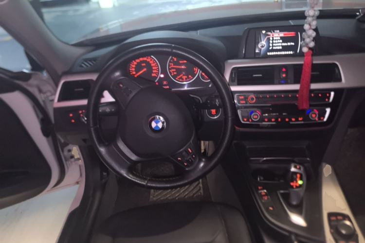 Used BMW 3 Series 2016 320Li Ambition Model Steering Wheel