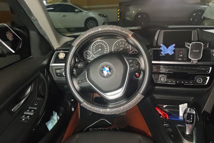 Used BMW 3 Series 2016 316Li Fashion Model Steering Wheel