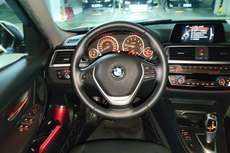 Used BMW 3 Series 2016 320Li Fashion Model Steering Wheel