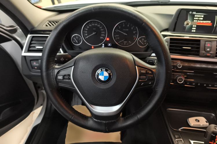 Used BMW 3 Series 2016 316i Fashion Model Steering Wheel