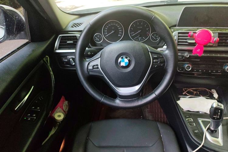Used BMW 3 Series 2016 320Li Fashion Model Steering Wheel