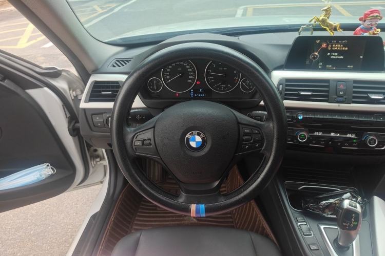 Used BMW 3 Series 2016 320Li Fashion Model Steering Wheel
