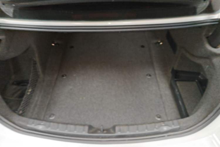 Used BMW 3 Series 2016 320Li Ambition Model Trunk