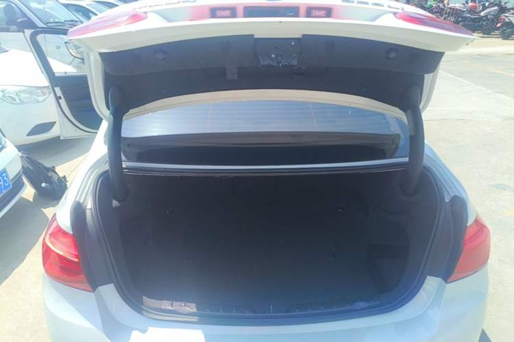 Used BMW 3 Series 2016 320Li Ambition Model Trunk
