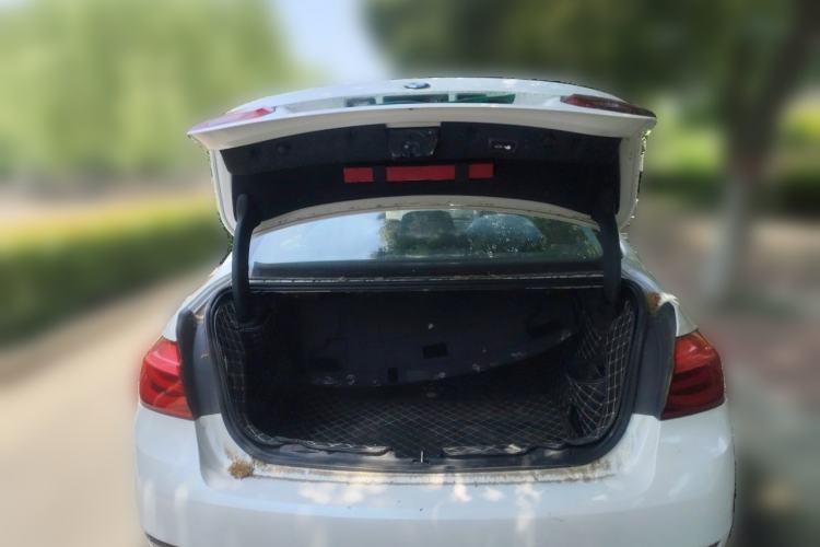 Used BMW 3 Series 2016 320Li Fashion Model Trunk
