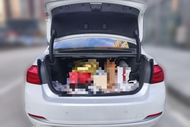 Used BMW 3 Series 2016 320Li Fashion Model Trunk