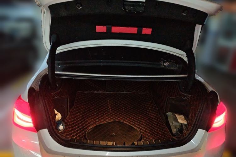 Used BMW 3 Series 2016 320Li Ambition Model Trunk