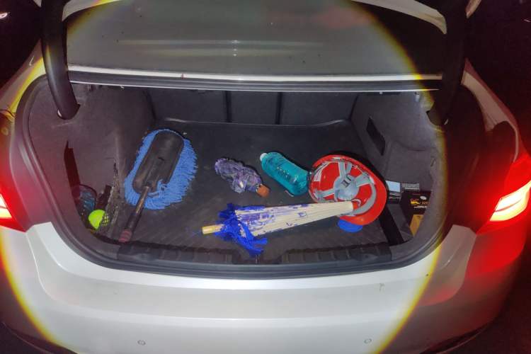 Used BMW 3 Series 2016 328Li Fashion Model Trunk
