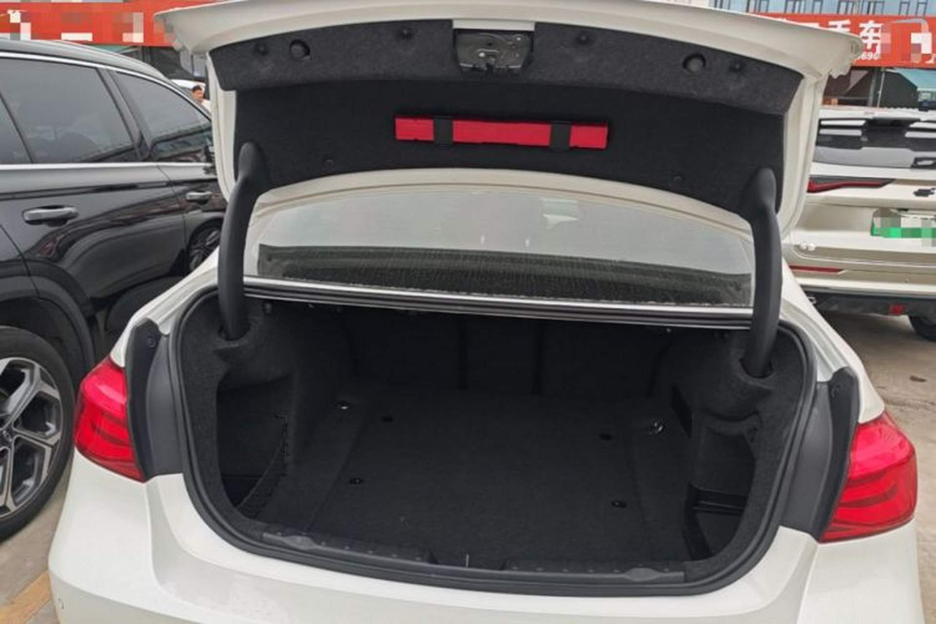 Used BMW 3 Series 2016 320Li Fashion Model Trunk