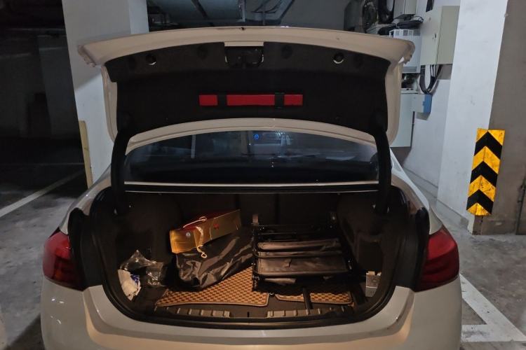 Used BMW 3 Series 2016 320Li Ambition Model Trunk