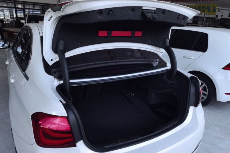 Used BMW 3 Series 2016 320Li Ambition Model Trunk