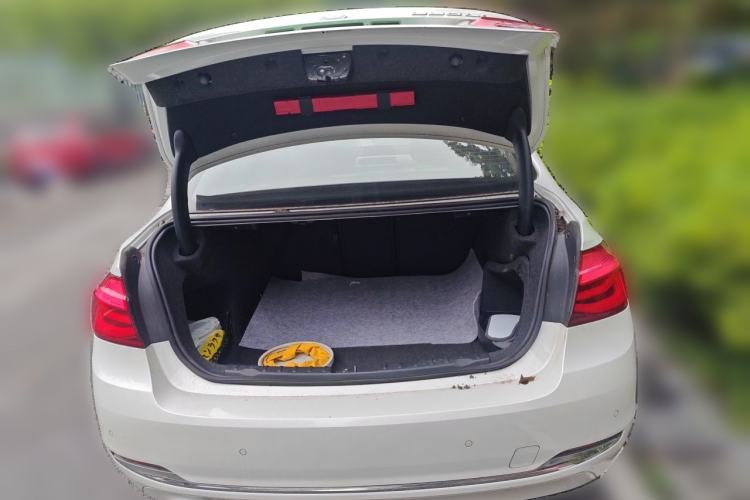 Used BMW 3 Series 2016 320Li Fashion Model Trunk