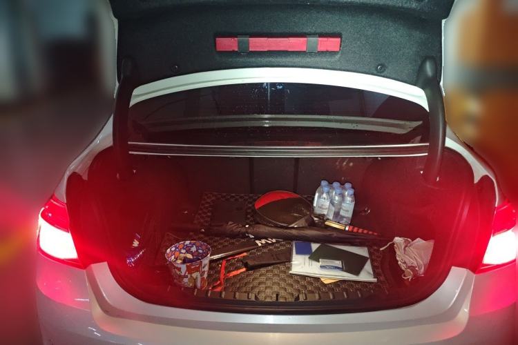 Used BMW 3 Series 2016 320Li Fashion Model Trunk
