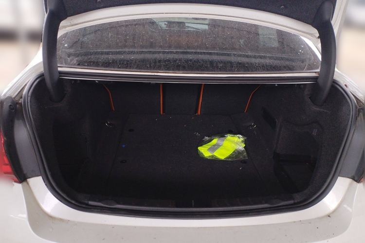 Used BMW 3 Series 2016 320Li Fashion Model Trunk