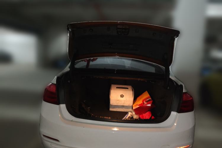 Used BMW 3 Series 2016 320i Fashion Model Trunk