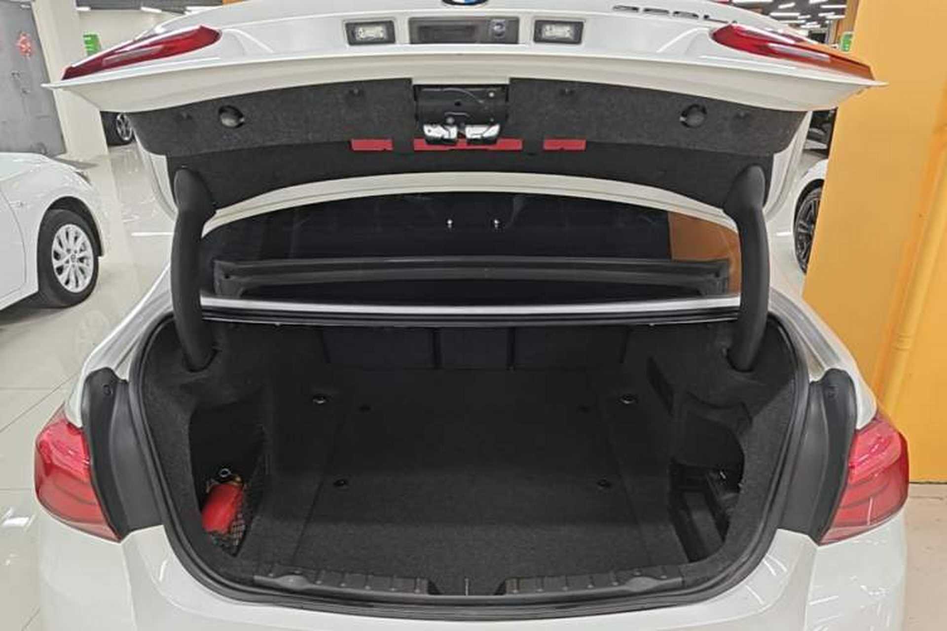 Used BMW 3 Series 2016 320Li Ambition Model Trunk