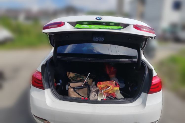 Used BMW 3 Series 2016 320Li Fashion Model Trunk