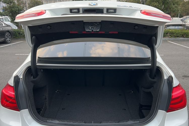 Used BMW 3 Series 2016 320Li Ambition Model Trunk