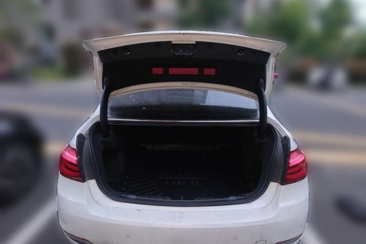 Used BMW 3 Series 2016 328Li Fashion Model Trunk