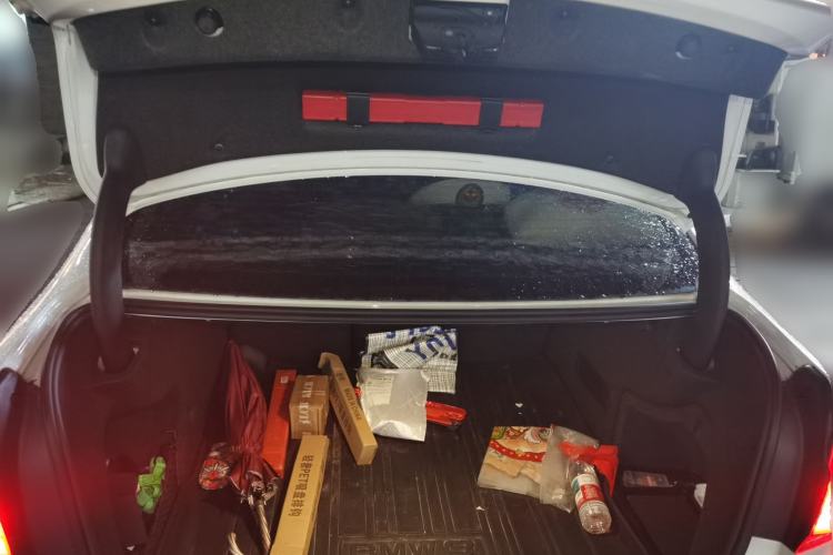 Used BMW 3 Series 2016 320Li Fashion Model Trunk