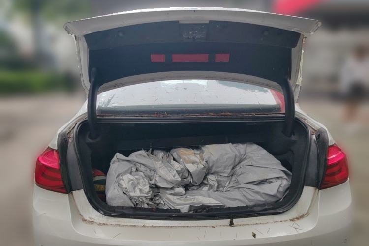 Used BMW 3 Series 2016 320Li Ambition Model Trunk