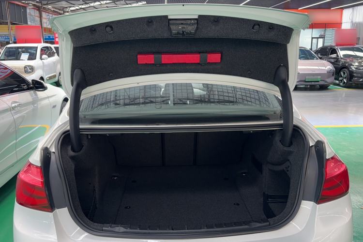 Used BMW 3 Series 2016 320Li Fashion Model Trunk