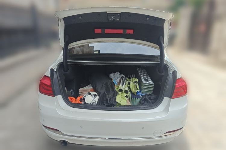 Used BMW 3 Series 2016 320Li Ambition Model Trunk
