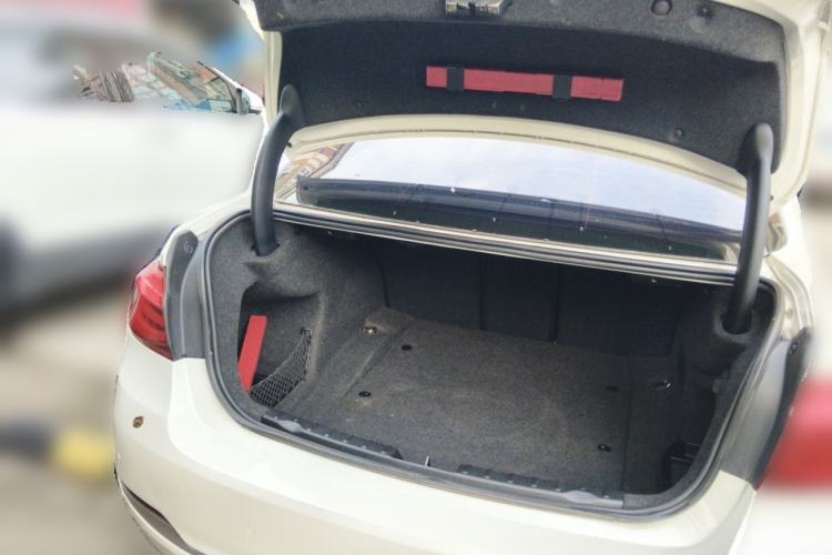 Used BMW 3 Series 2016 320Li Fashion Model Trunk