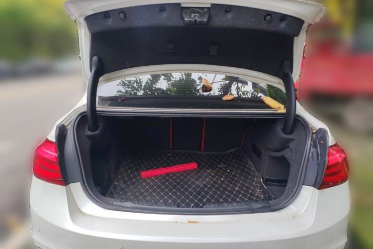 Used BMW 3 Series 2016 320i Fashion Model Trunk