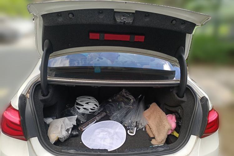 Used BMW 3 Series 2016 320Li Fashion Model Trunk
